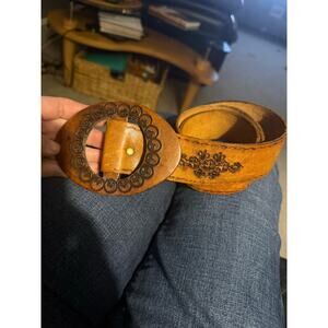 Handmade tooled brown leather belt 37” gorgeous